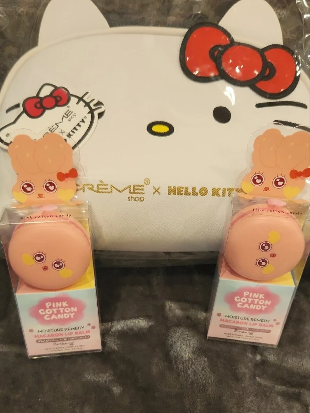 Hello Kitty White Cosmetic Pouch with Red Bow and 2 Pink Lip Balms NWT